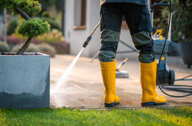 Why Choose Our Certified Pressure Washing Experts for Your Project Needs in Farmingdale, NY?